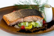 VG - Gegrilde zalm&ndash; krokante prei / blanke boter